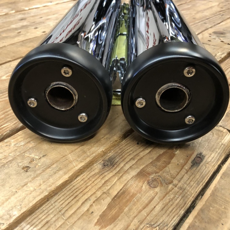 Indian Scout / Bobber / Rogue Chrome Silencers with Black Tips (pair)